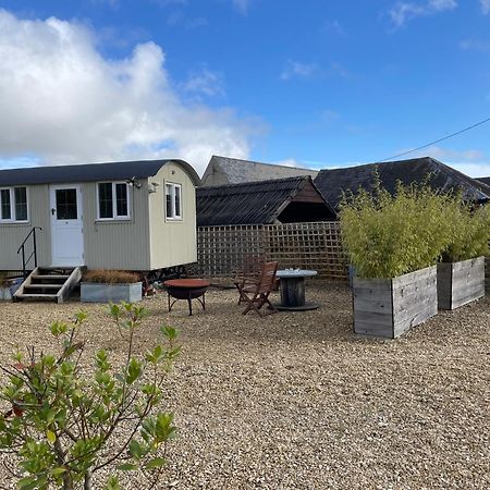 The Shepherd'S Hut Mixbury Exterior photo